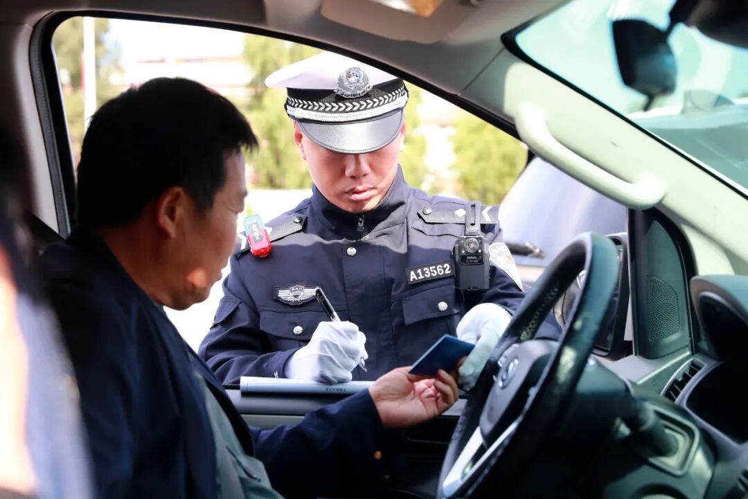 哈爾濱中秋假期高速公路擁堵_出行提示_哈爾濱國慶返程交通疏導(dǎo)