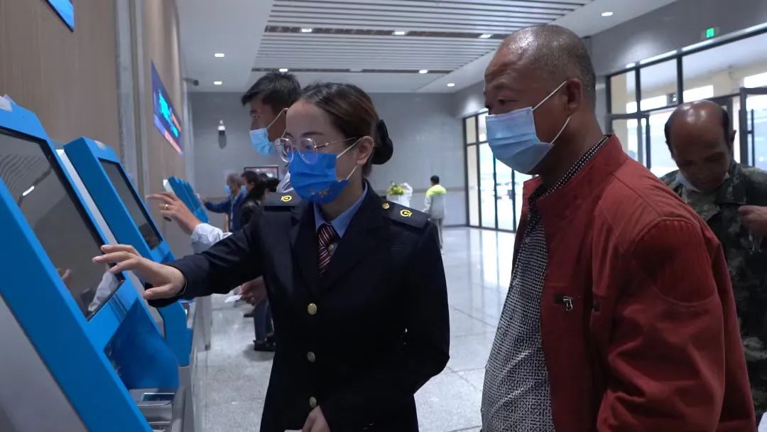 出行提示_2021年國慶節(jié)高速公路免費通行時間_陜西國慶節(jié)高速公路流量預(yù)測