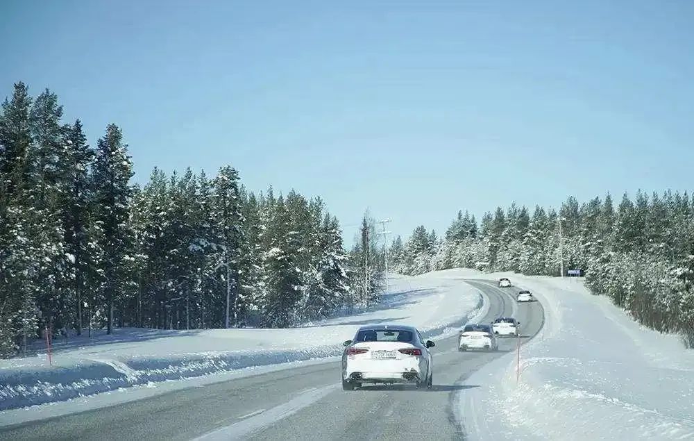 河南雨雪天氣安全出行_出行提示_雪天騎車注意事項