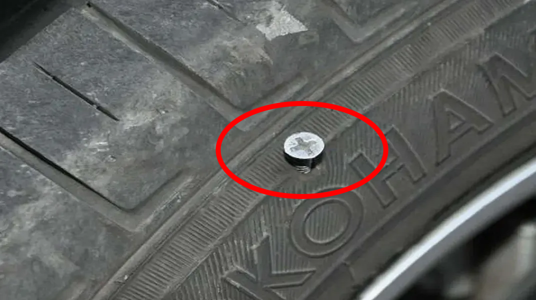 雪天行車安全注意事項(xiàng)_開車前繞車一周_出行提示