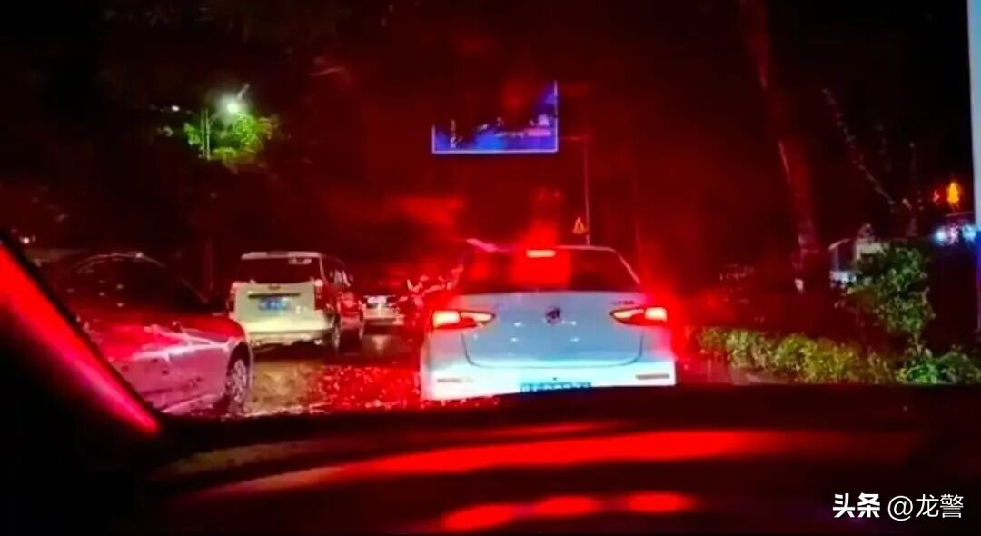 夜間行車(chē)安全_出行提示_規(guī)范使用遠(yuǎn)近光燈