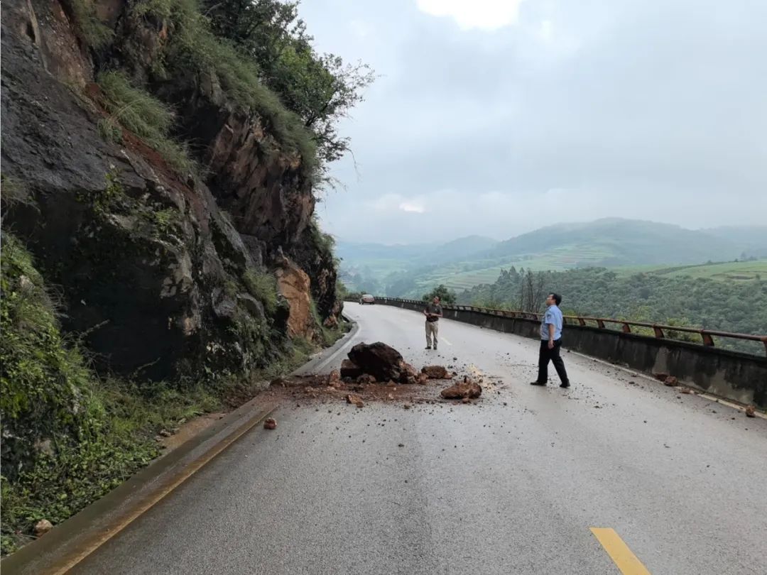 雨季汛期交通安全提示_出行提示_石林縣雨季道路隱患點