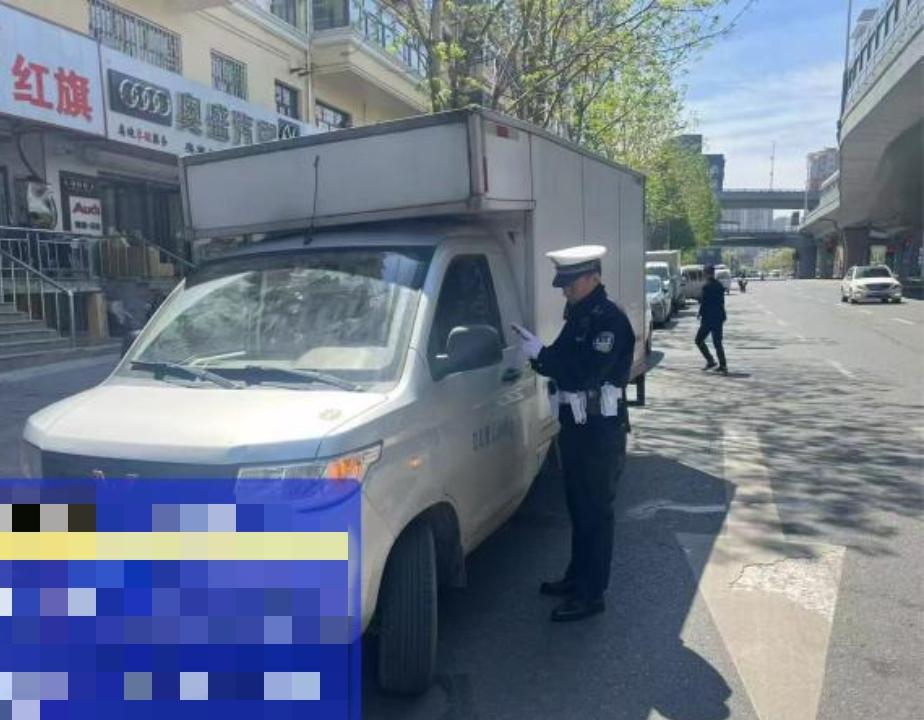 哈爾濱交警夏防行動(dòng)_禁行_大貨車超限超載整治