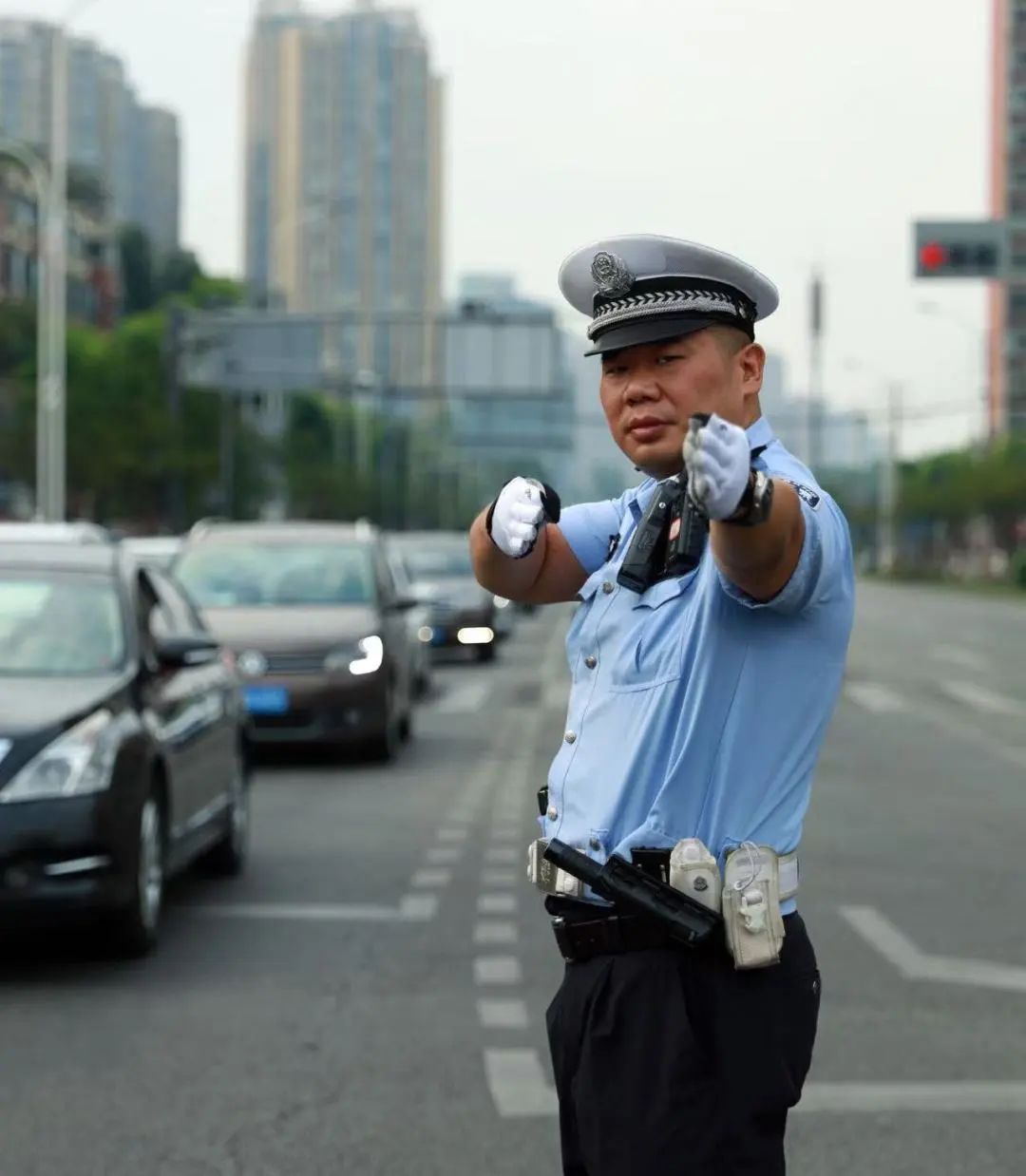 出行提示_學(xué)生上下學(xué)交通安全知識(shí)_成都交警十一分局開(kāi)學(xué)交通安全提示