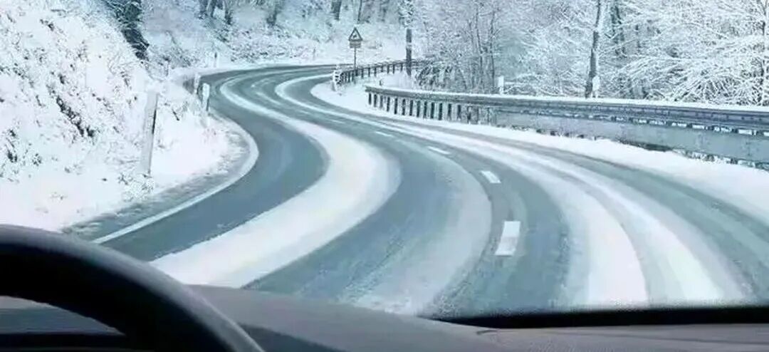 山西雨夾雪路面防滑指南_山西小雪天氣安全出行_出行提示